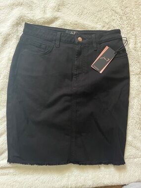 Jen 7 Black Frayed-Hem Pencil Skirt - Size 6 NWT